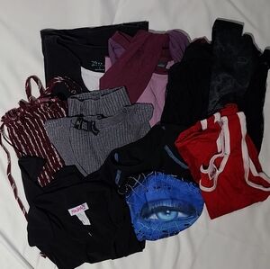 Juniors Assorted Clothing Bundle 8 Items Size S